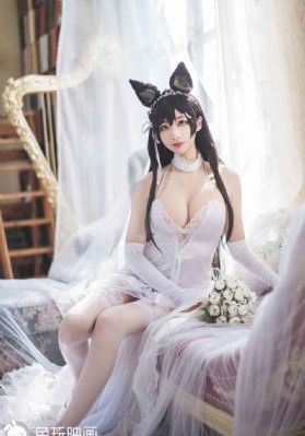 女性黑色蕾丝抹胸开叉短裙拔萝卜_1080在线视频播放
