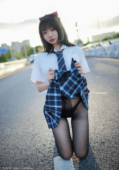 野花免费观看在线播放_1080免费观看最新